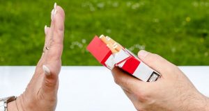 tips berhenti merokok saat puasa